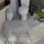 וילה Aloelux ! - Private With Jacuzzi, Cinema ,massage ,wonderful View, Art Desing *