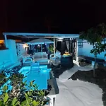Aloelux ! - Private With Jacuzzi, Cinema ,massage ,wonderful View, Art Desing