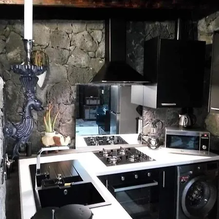 Aloelux ! - Private With Jacuzzi, Cinema ,massage ,wonderful View, Art Desing Villa *