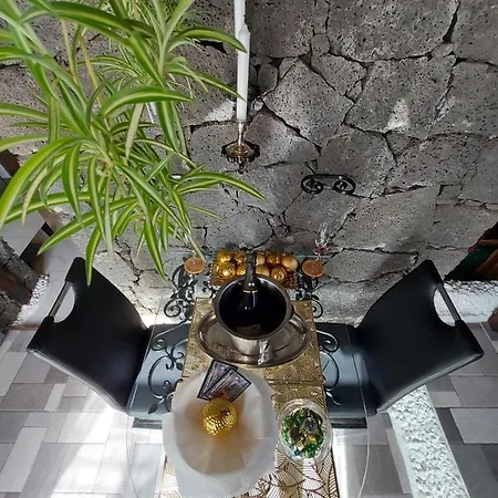 Villa Aloelux ! - Private With Jacuzzi, Cinema ,massage ,wonderful View, Art Desing *