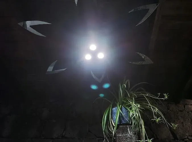 Aloelux ! - Private With Jacuzzi, Cinema ,massage ,wonderful View, Art Desing Villa *