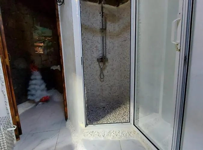 Villa Aloelux ! - Private With Jacuzzi, Cinema ,massage ,wonderful View, Art Desing *