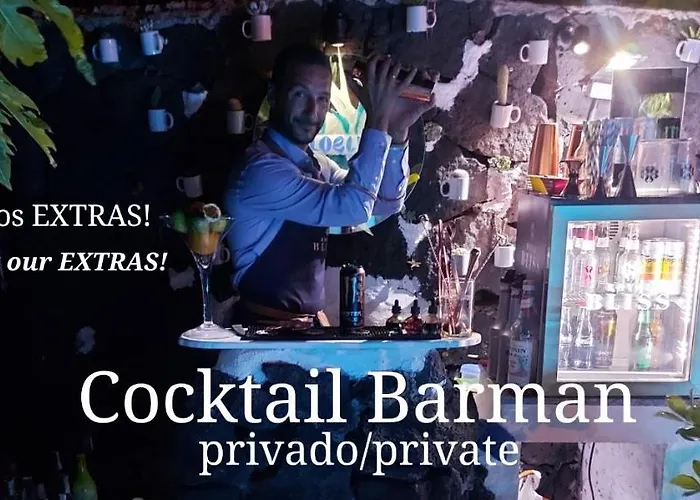 Aloelux ! - Private With Jacuzzi, Cinema ,massage ,wonderful View, Art Desing Conil