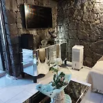 Aloelux ! - Private With Jacuzzi, Cinema ,massage ,wonderful View, Art Desing Βίλα *