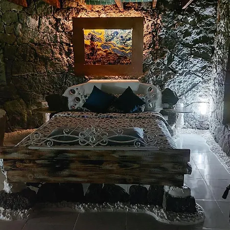 Aloelux ! - Private With Jacuzzi, Cinema ,massage ,wonderful View, Art Desing فيلة Conil