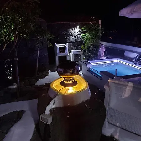 Aloelux ! - Private With Jacuzzi, Cinema ,massage ,wonderful View, Art Desing * Conil