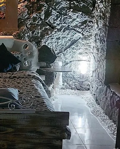 Aloelux ! - Private With Jacuzzi, Cinema ,massage ,wonderful View, Art Desing Conil