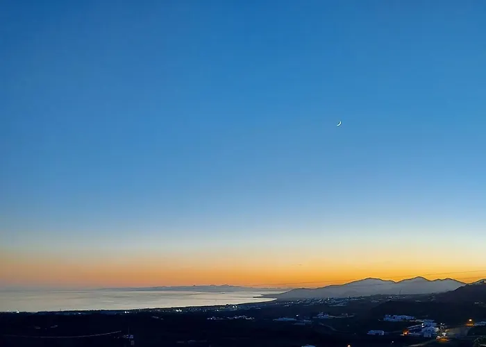 Βίλα Aloelux ! - Private With Jacuzzi, Cinema ,massage ,wonderful View, Art Desing *