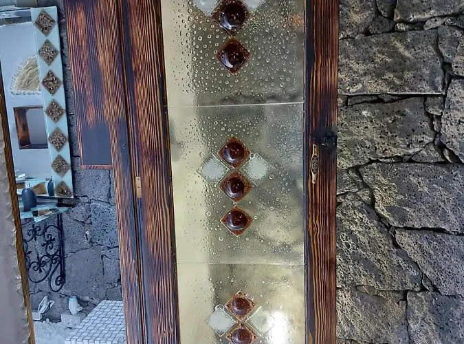 Βίλα Aloelux ! - Private With Jacuzzi, Cinema ,massage ,wonderful View, Art Desing