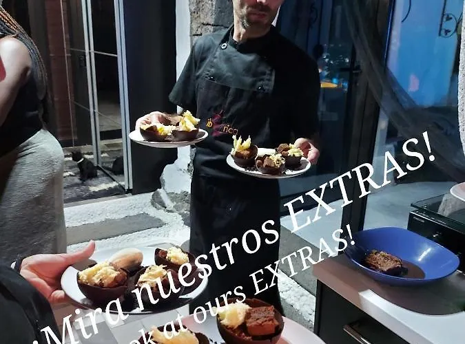 Βίλα Aloelux ! - Private With Jacuzzi, Cinema ,massage ,wonderful View, Art Desing *